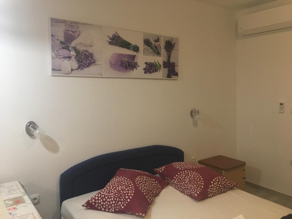 Apartments Pomalo Makarska Exterior foto